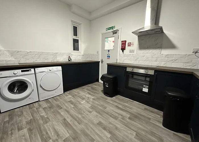 Premier Nottingham Studios - Gawthorne